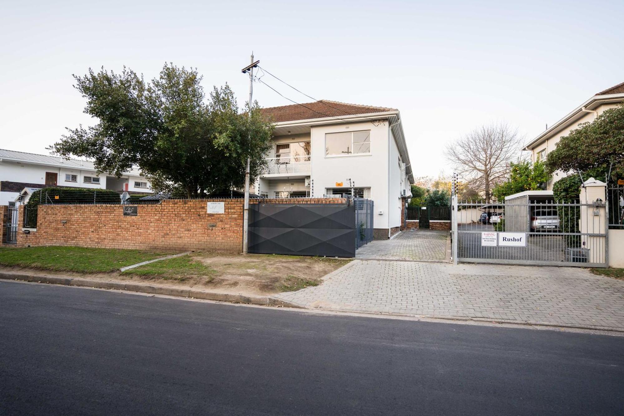 Avemore Vredehof No 1 - With Backup Power Apartamento Stellenbosch Exterior foto